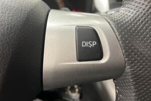 Toyota Auris esikatselu 16