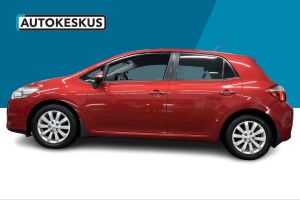 Toyota Auris esikatselu 8