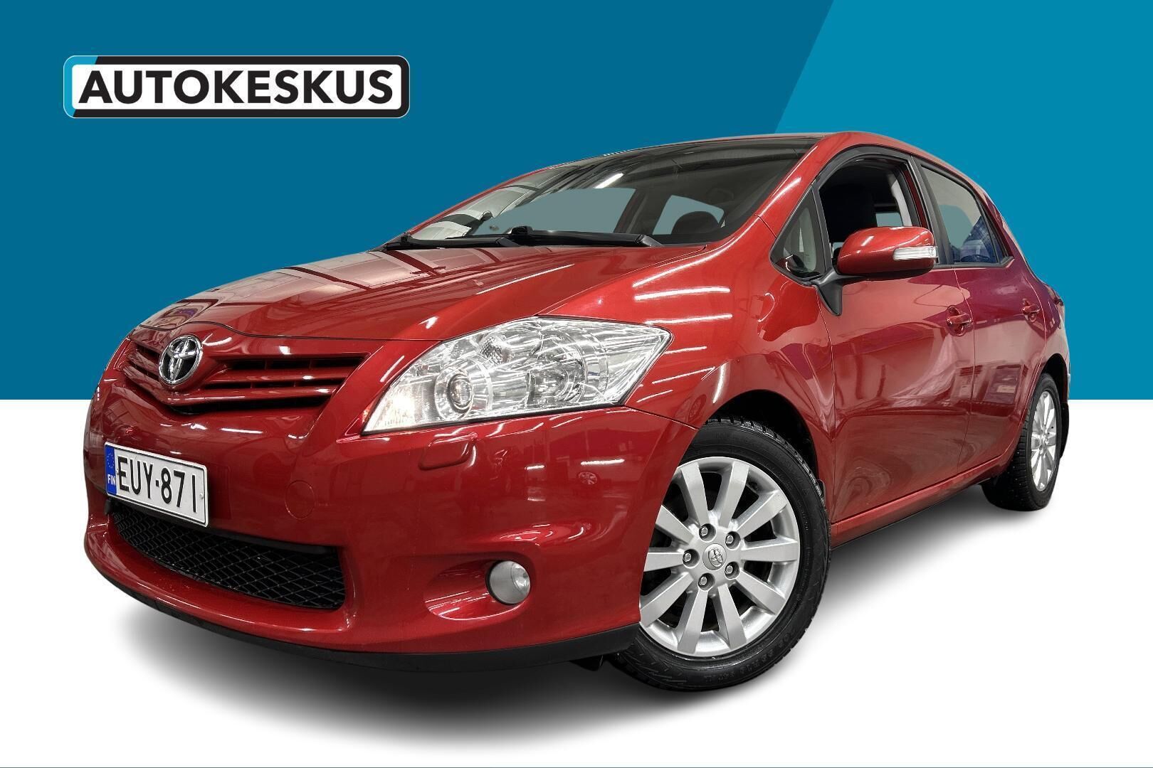 Toyota Auris iso kuva 0