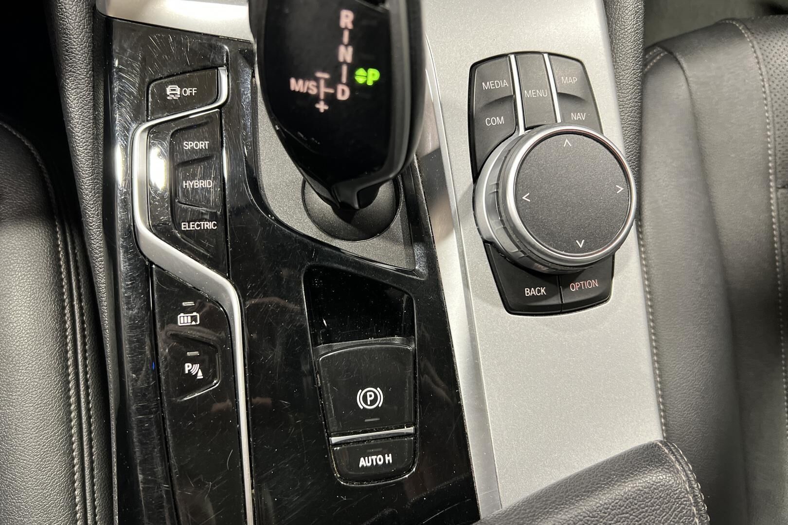 BMW 5-sarja iso kuva 15