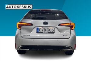 Toyota Corolla esikatselu 2