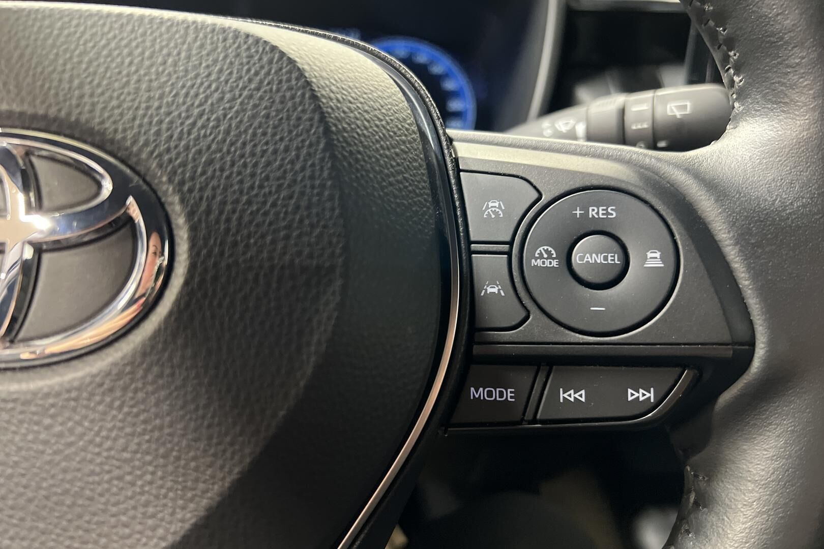 Toyota Corolla iso kuva 13