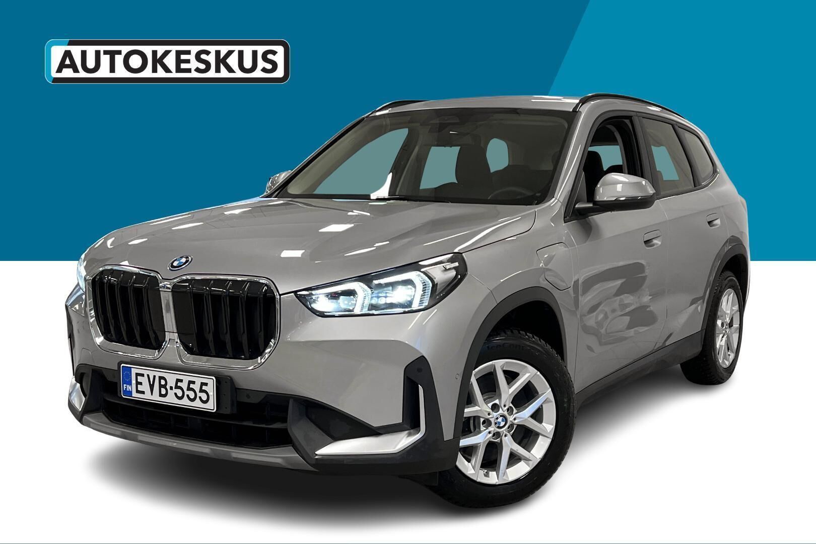 BMW X1 iso kuva 11