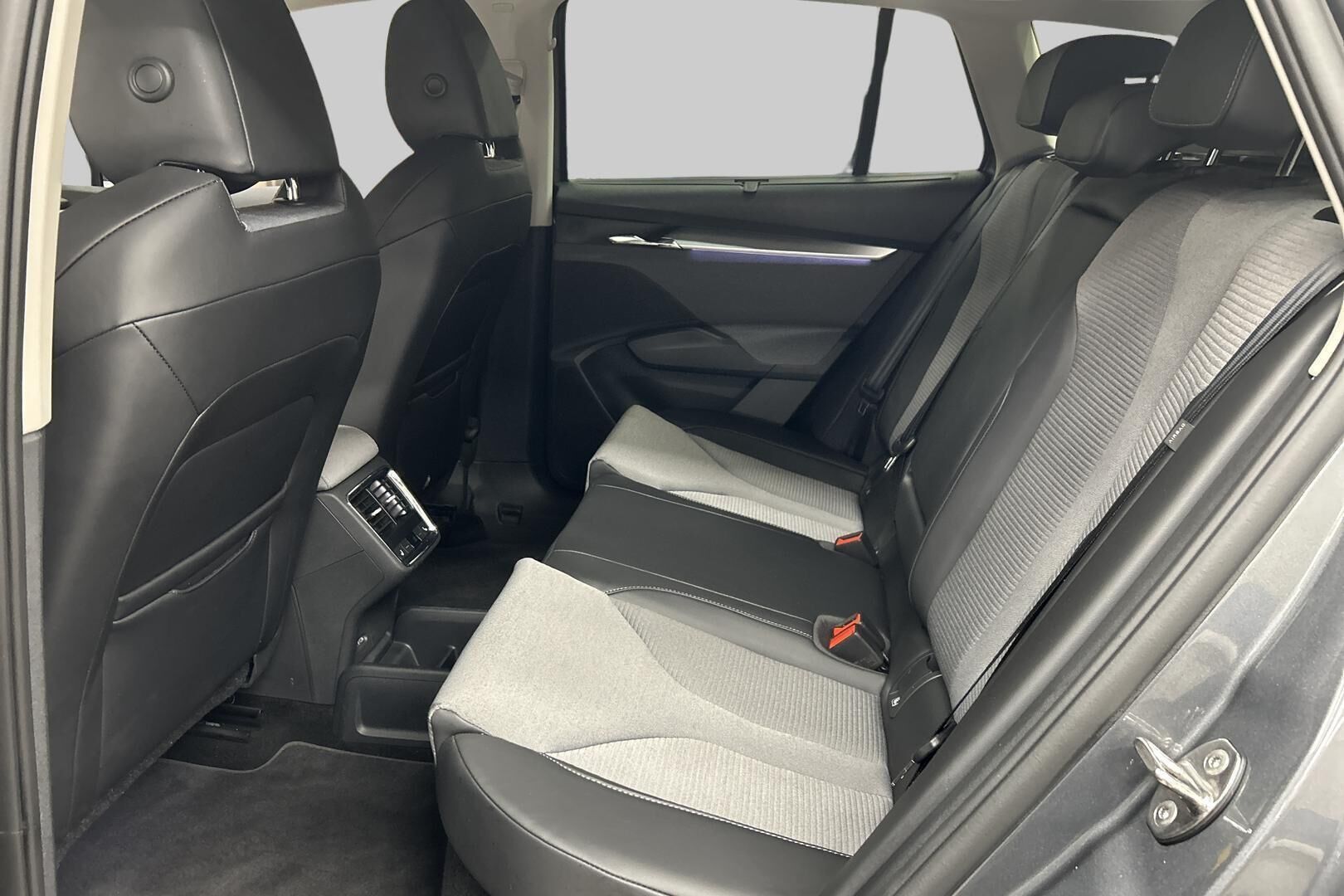 Skoda Enyaq iso kuva 19