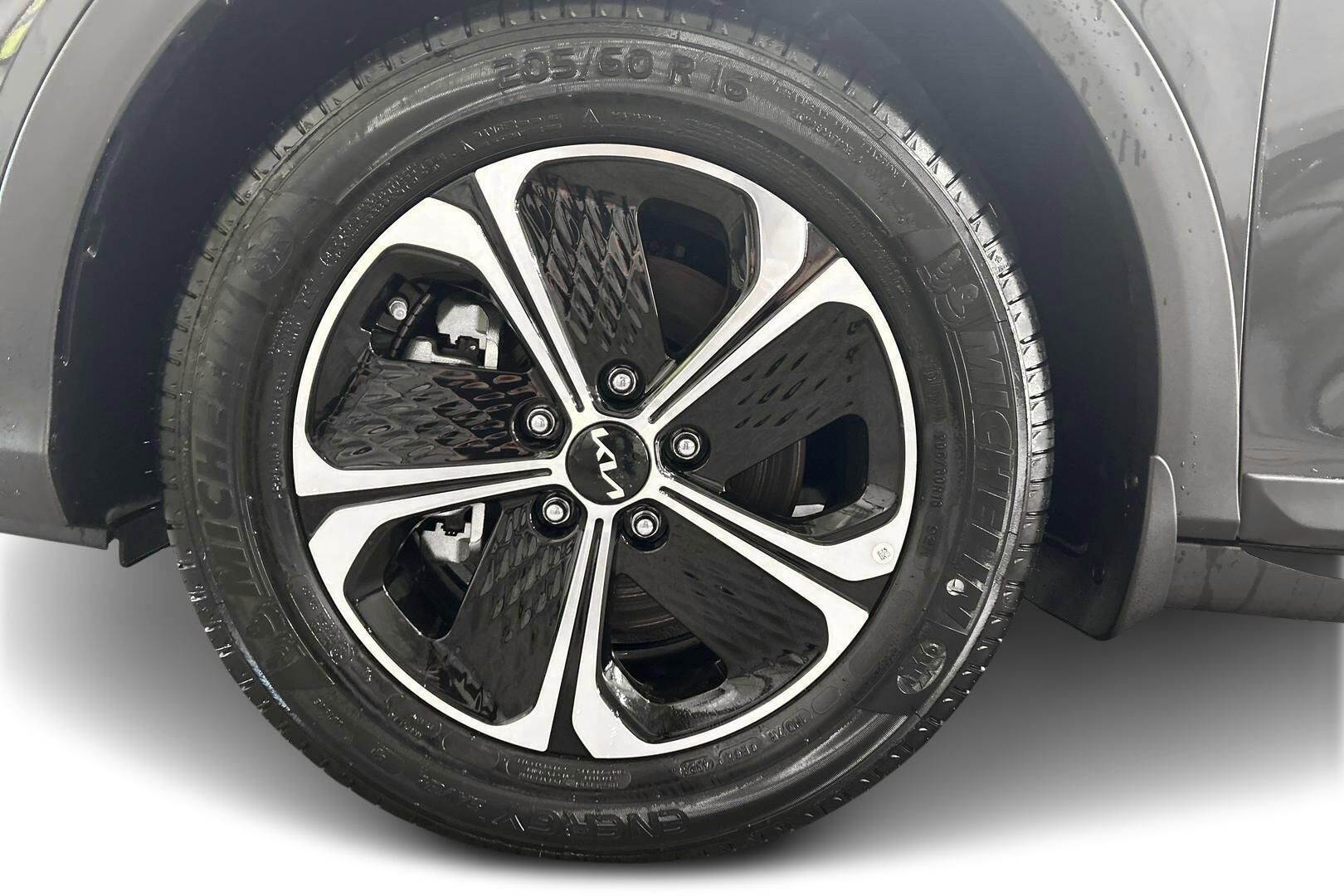 KIA XCeed iso kuva 12