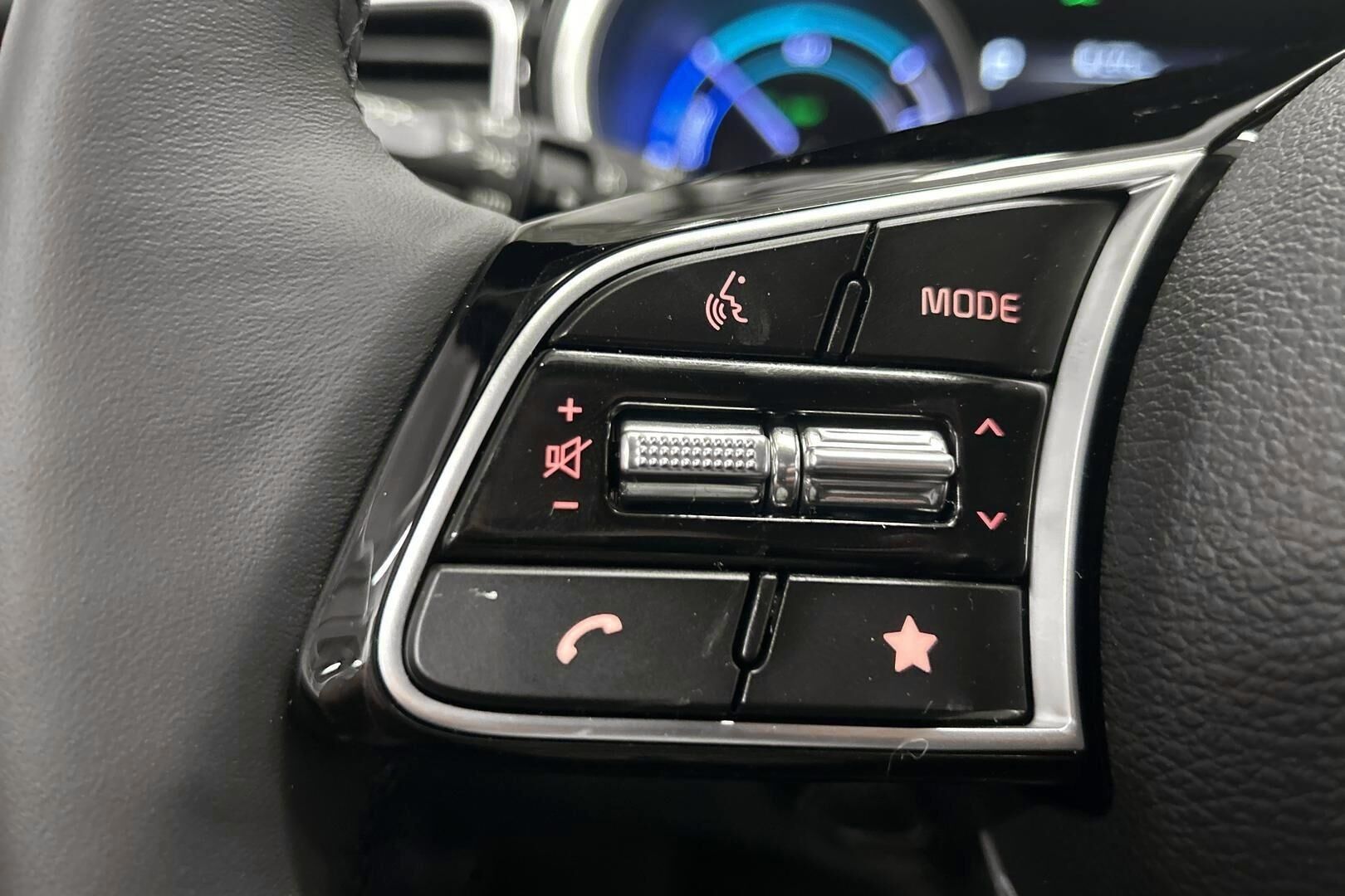KIA XCeed iso kuva 14