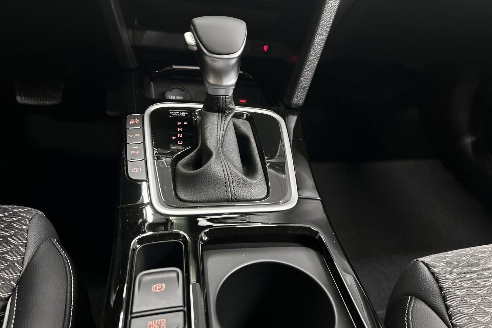KIA XCeed iso kuva 19
