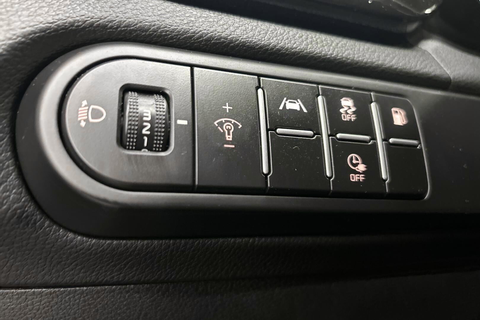 KIA XCeed iso kuva 23
