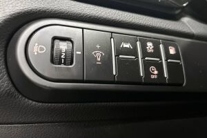 KIA XCeed esikatselu 23