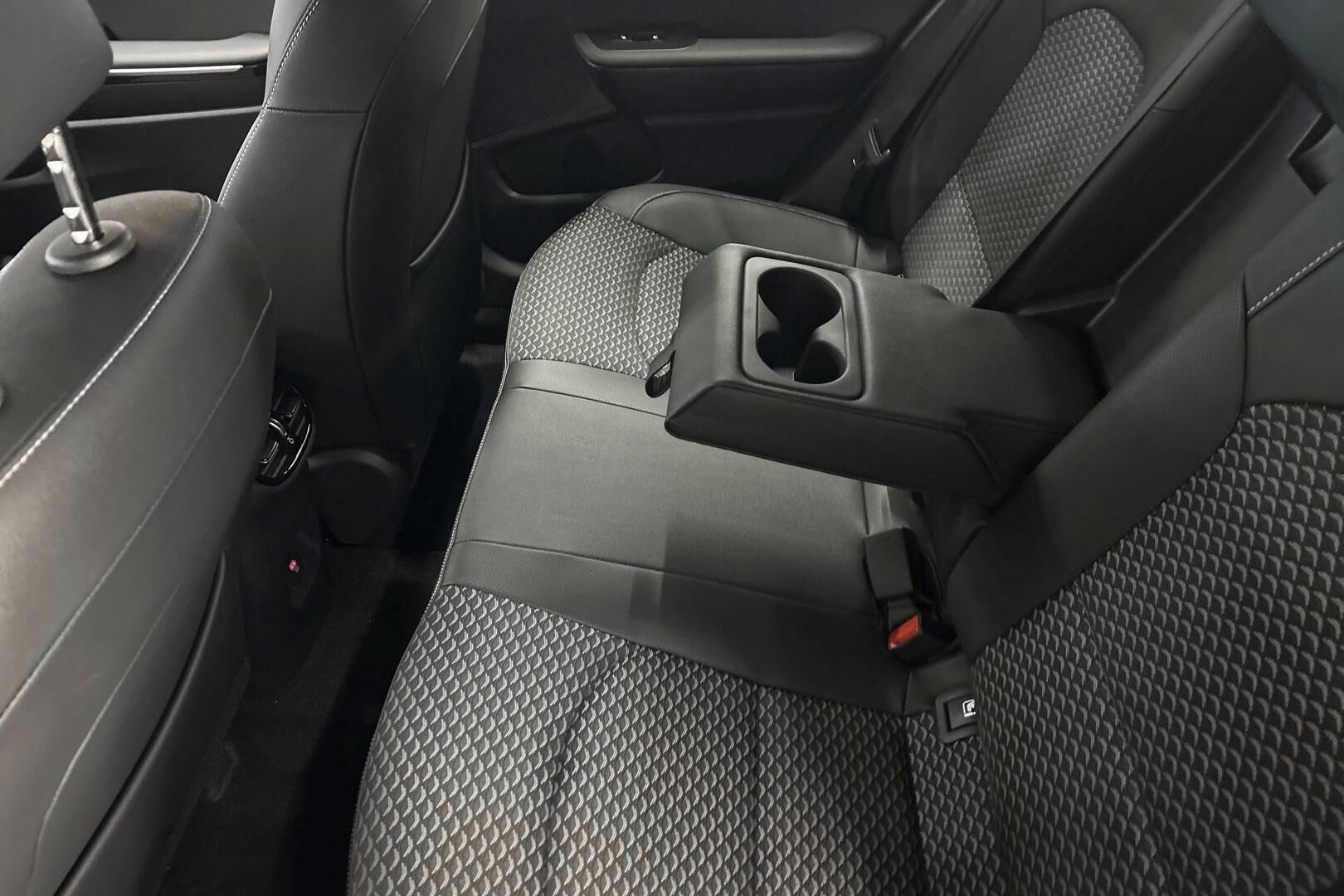 KIA XCeed iso kuva 25