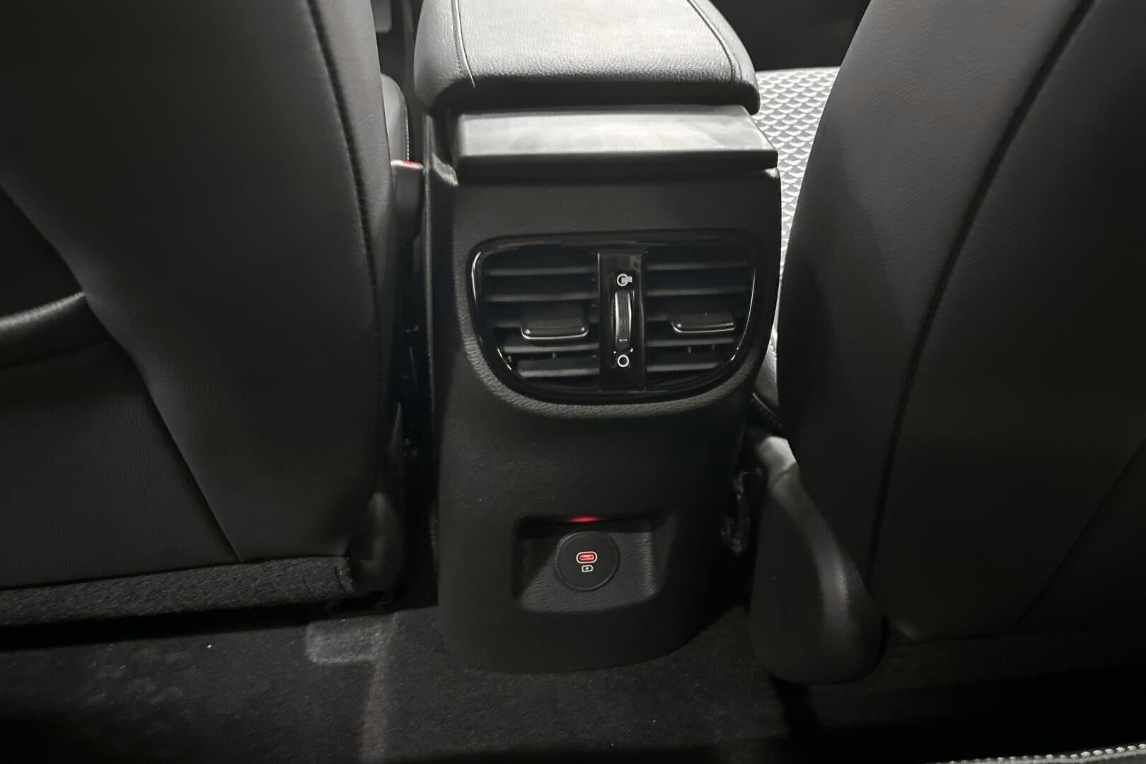 KIA XCeed iso kuva 26