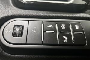 KIA XCeed esikatselu 54