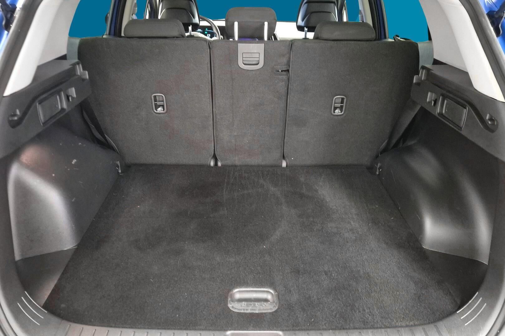 Kia Sportage iso kuva 12