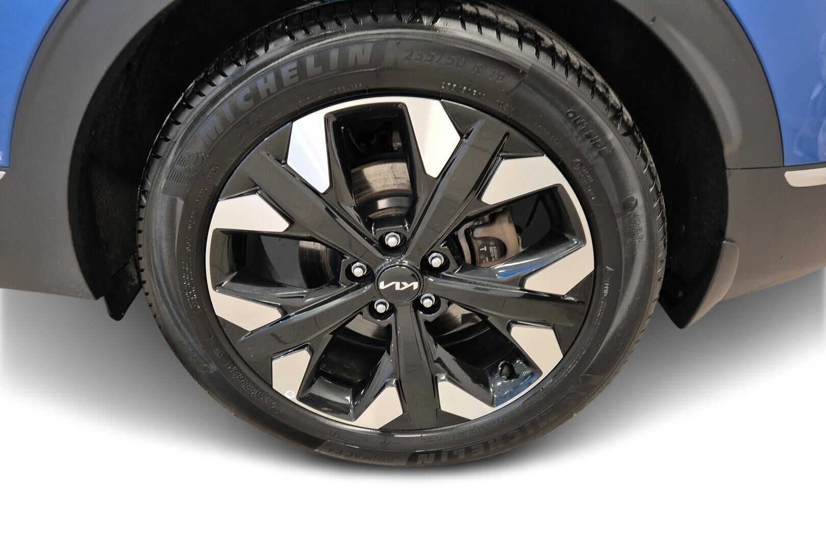 Kia Sportage iso kuva 12