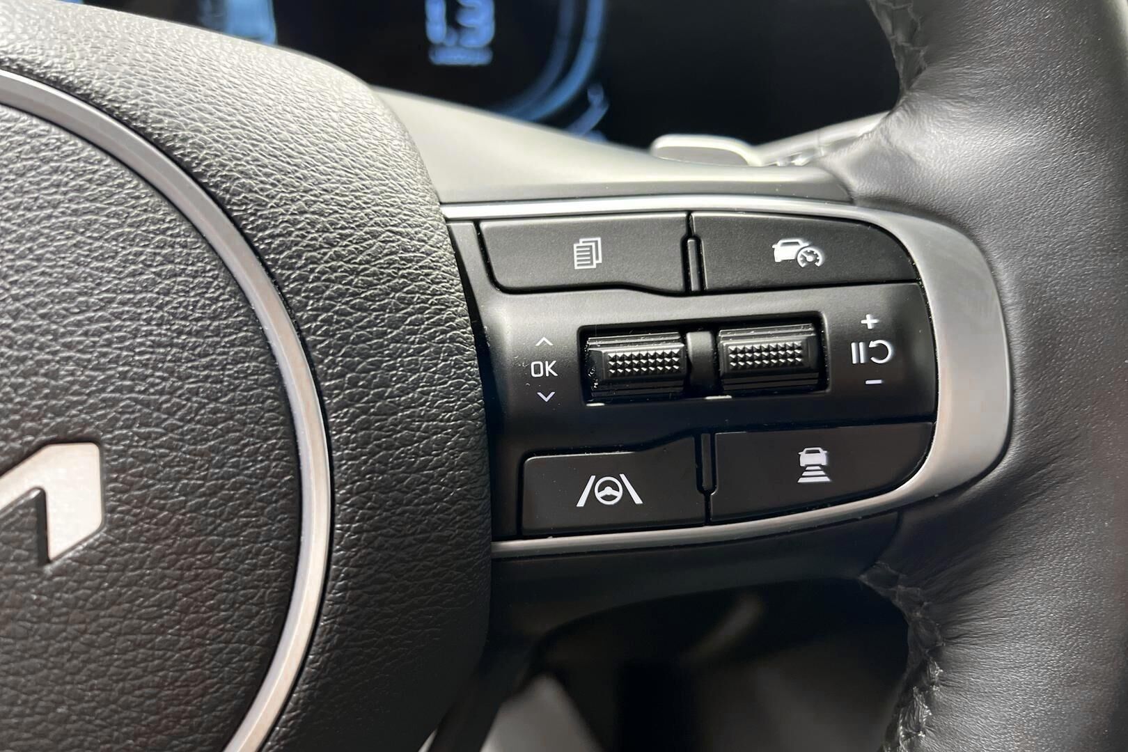 Kia Sportage iso kuva 15