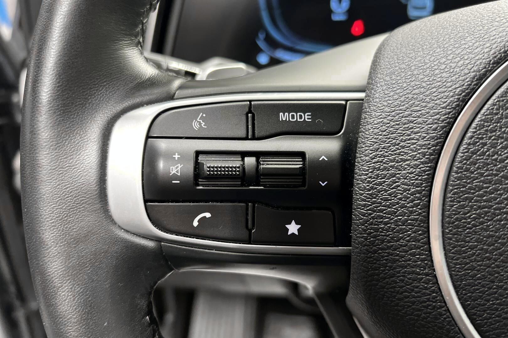Kia Sportage iso kuva 17