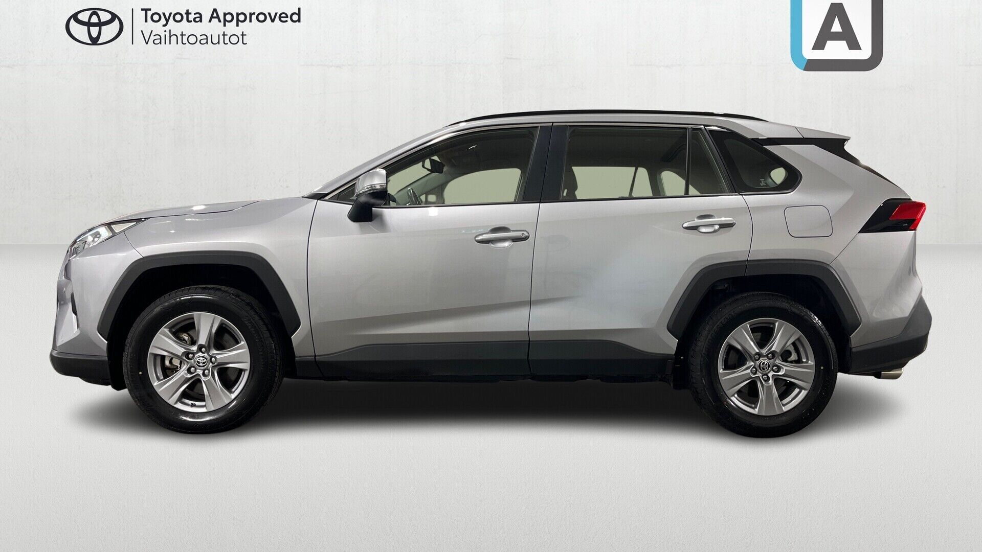 Toyota RAV4 iso kuva 1
