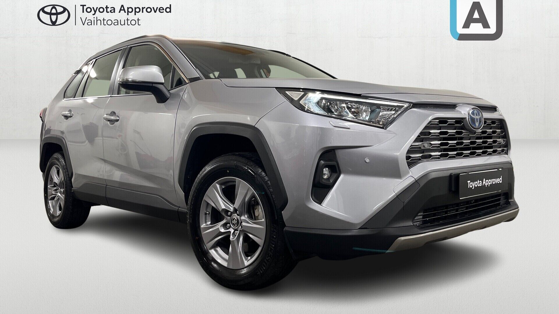 Toyota RAV4 iso kuva 5