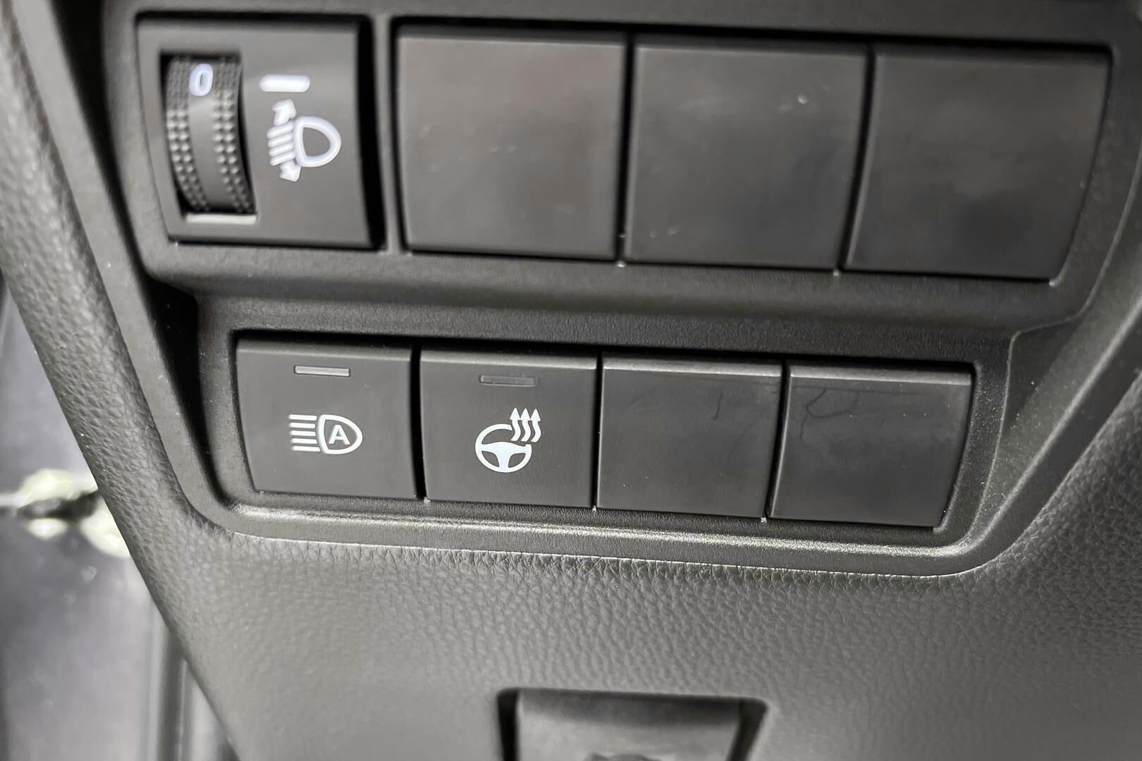 Toyota Yaris iso kuva 17