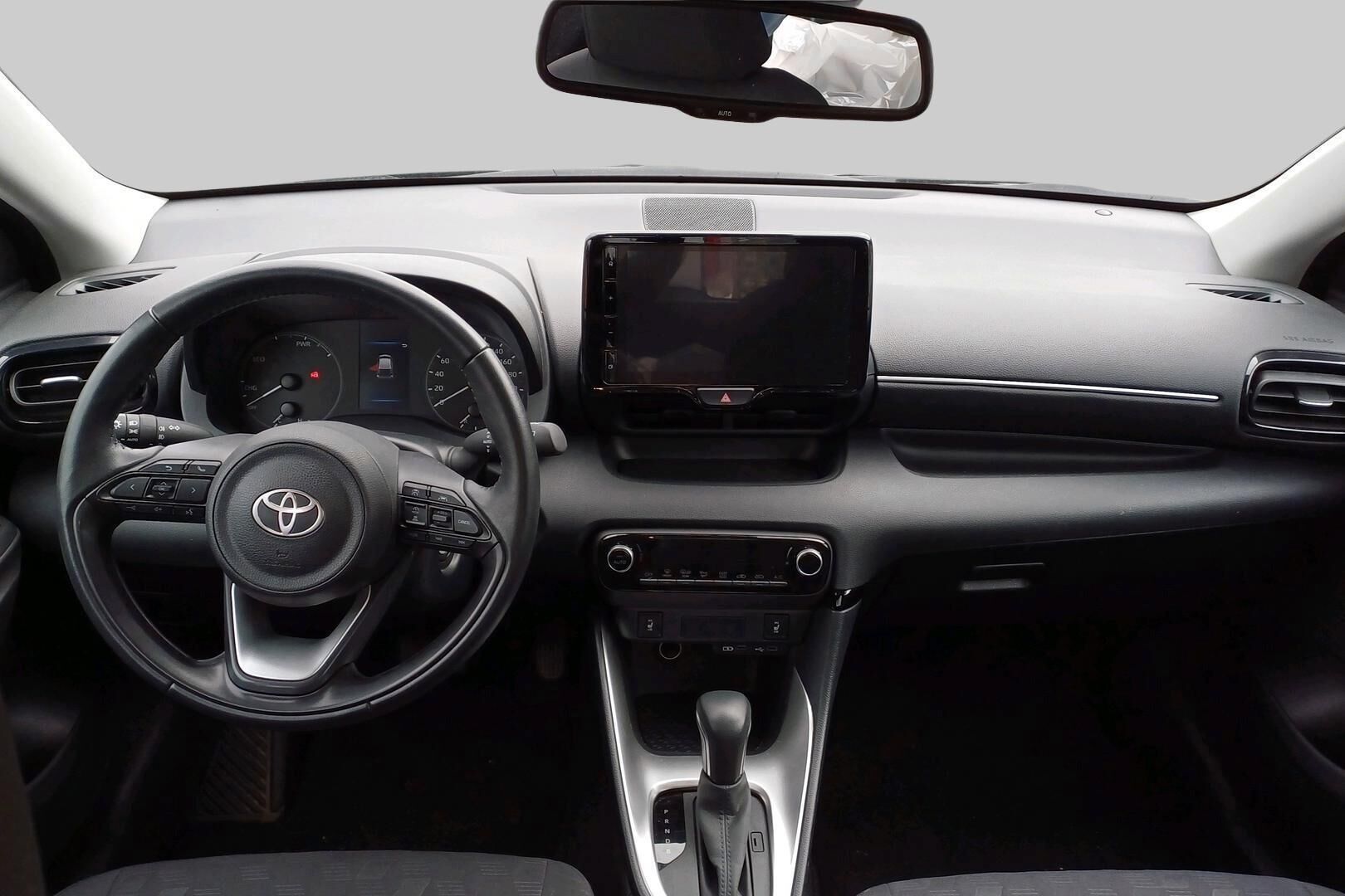 Toyota Yaris iso kuva 1