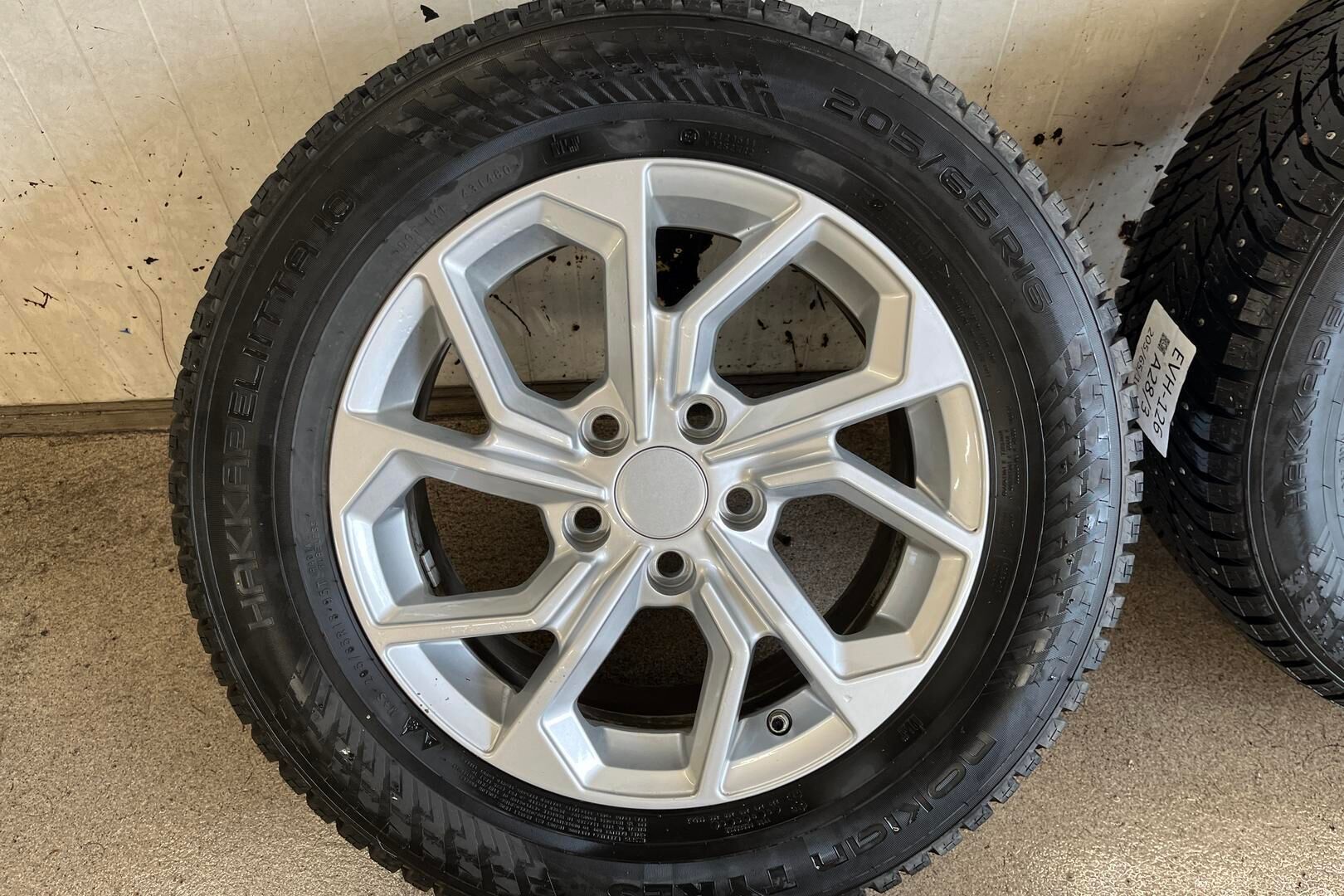 Toyota Yaris Cross iso kuva 13
