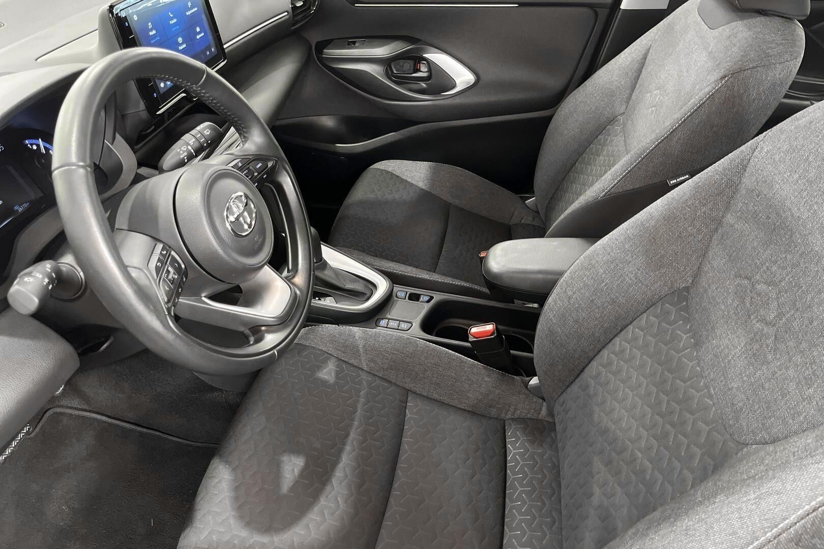 Toyota Yaris Cross iso kuva 4