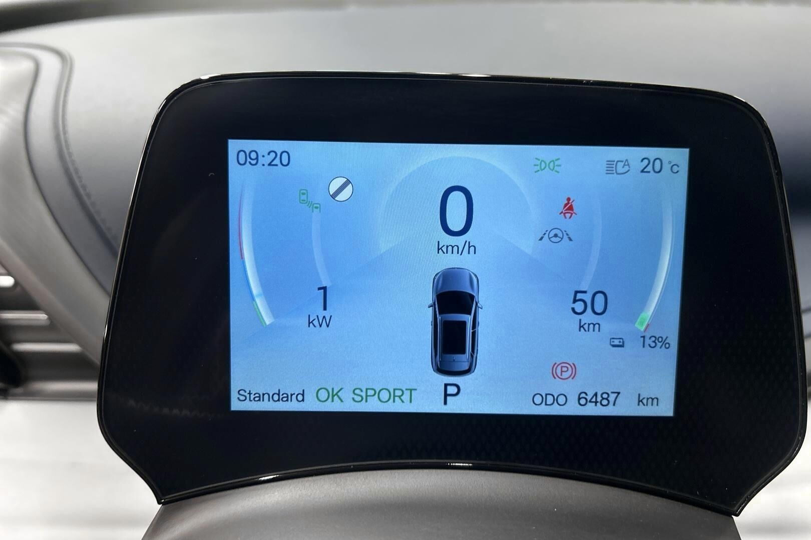 BYD Atto 3 iso kuva 11