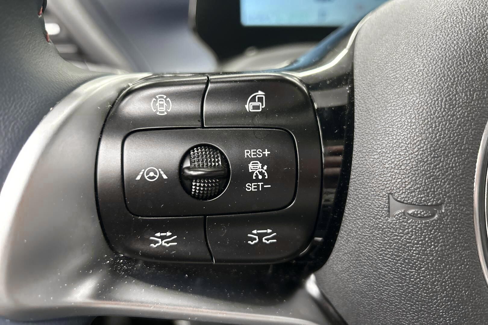 BYD Atto 3 iso kuva 13