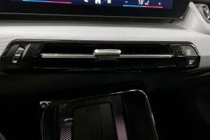 BMW X1 esikatselu 16