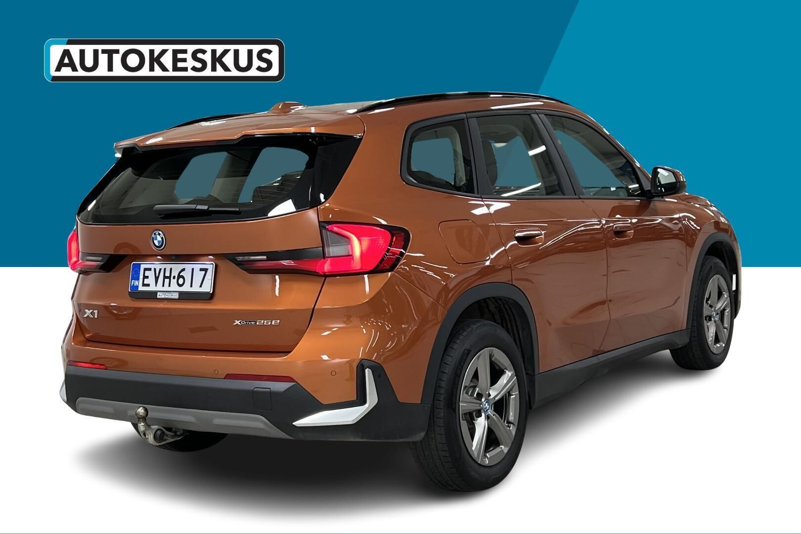 BMW X1 iso kuva 4