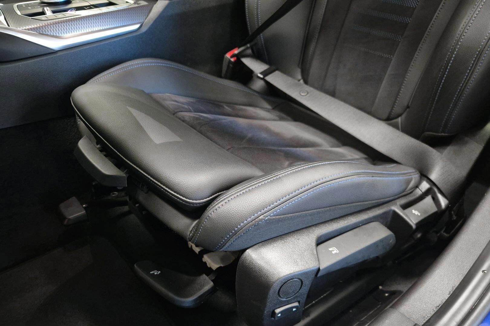 BMW 3-sarja iso kuva 18