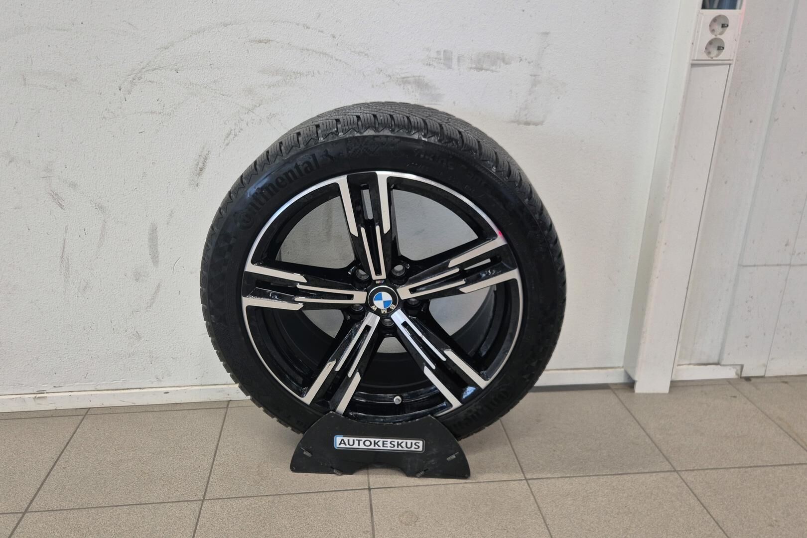 BMW 3-sarja iso kuva 19