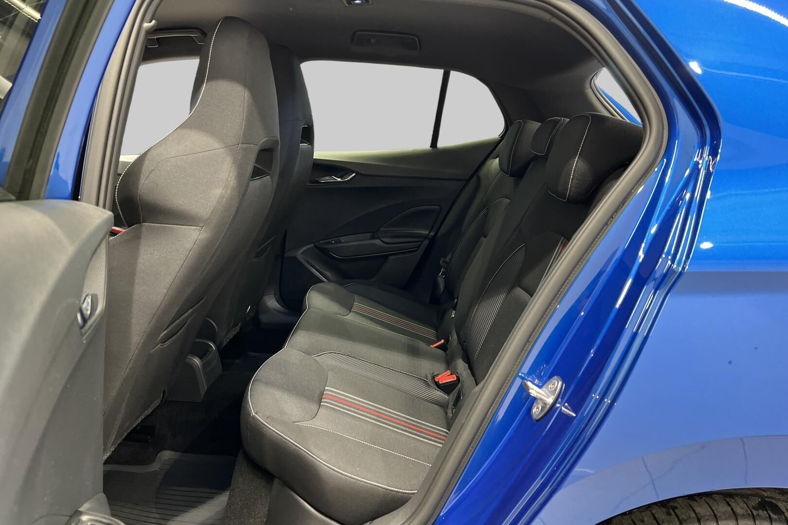 Skoda Fabia iso kuva 10