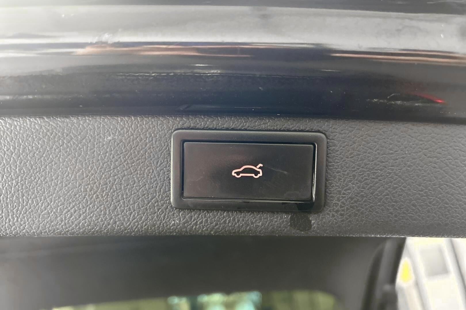 Skoda Superb iso kuva 22