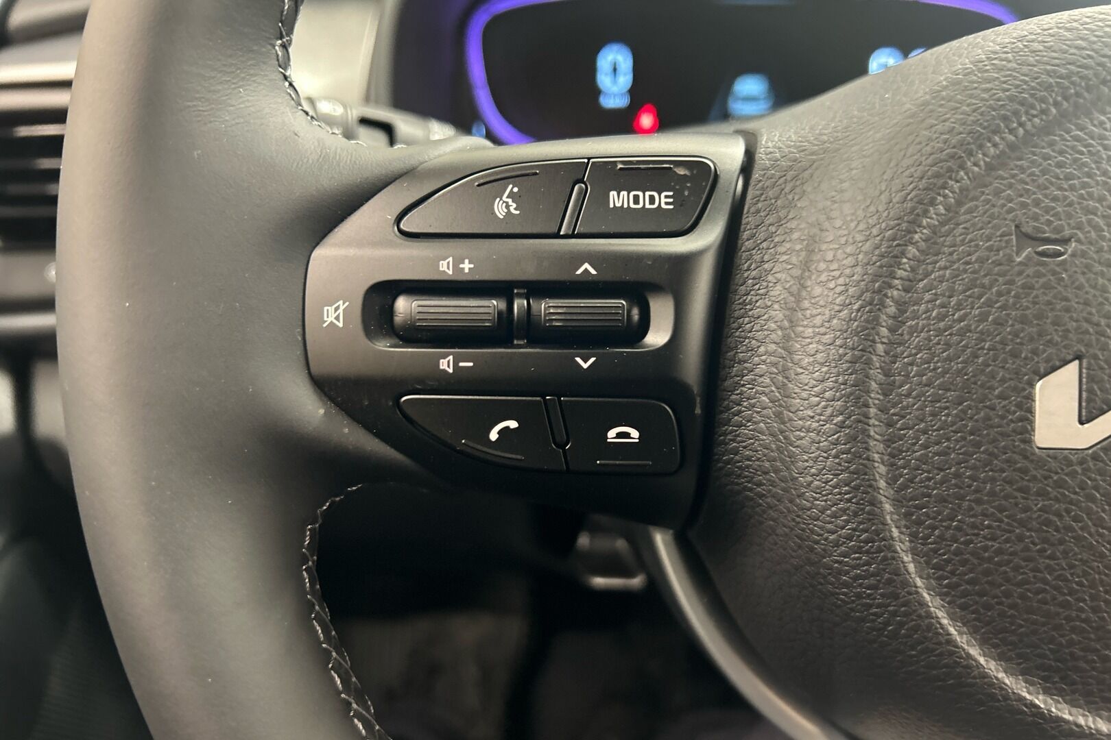 Kia Stonic iso kuva 12