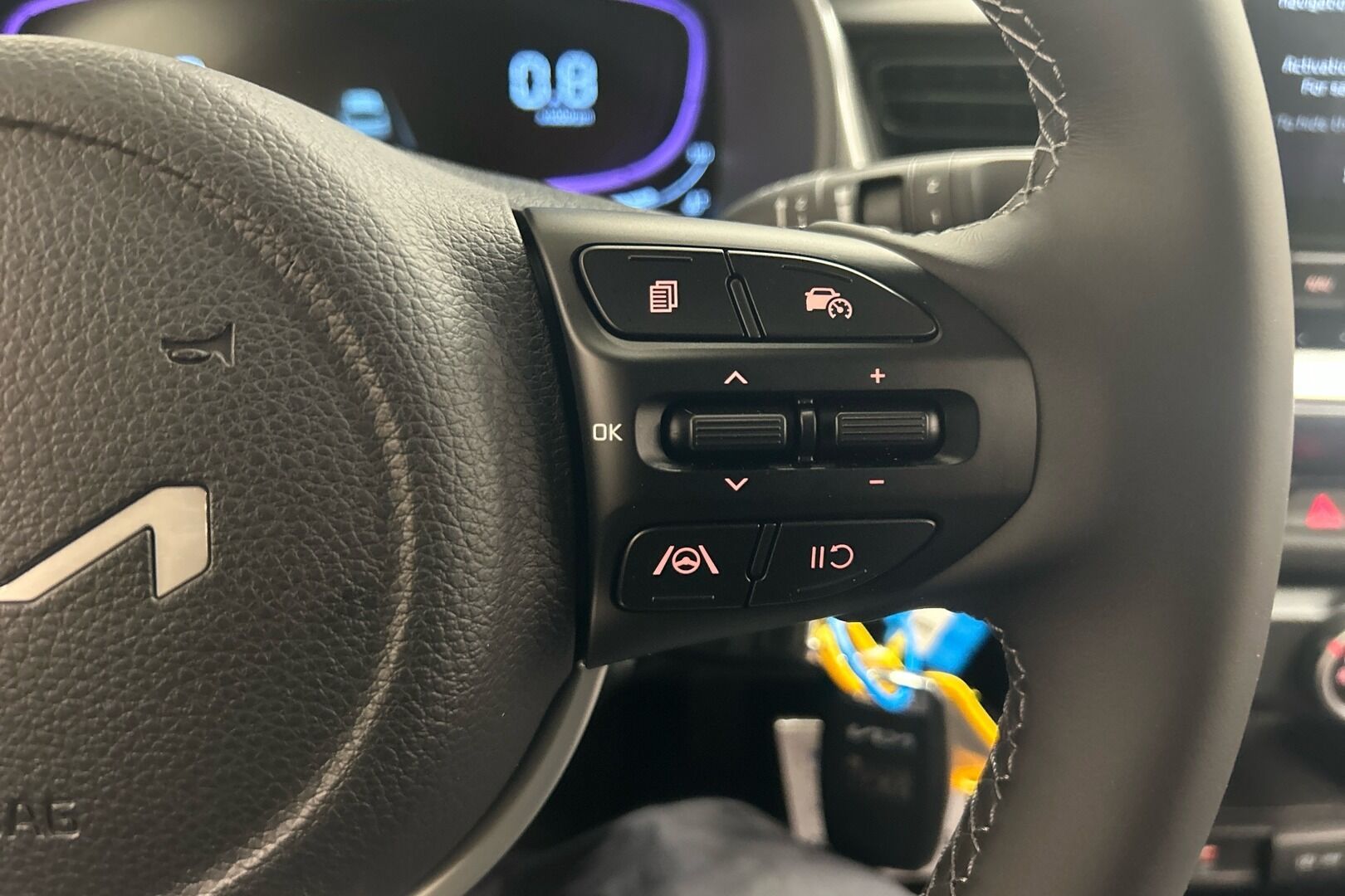 Kia Stonic iso kuva 13