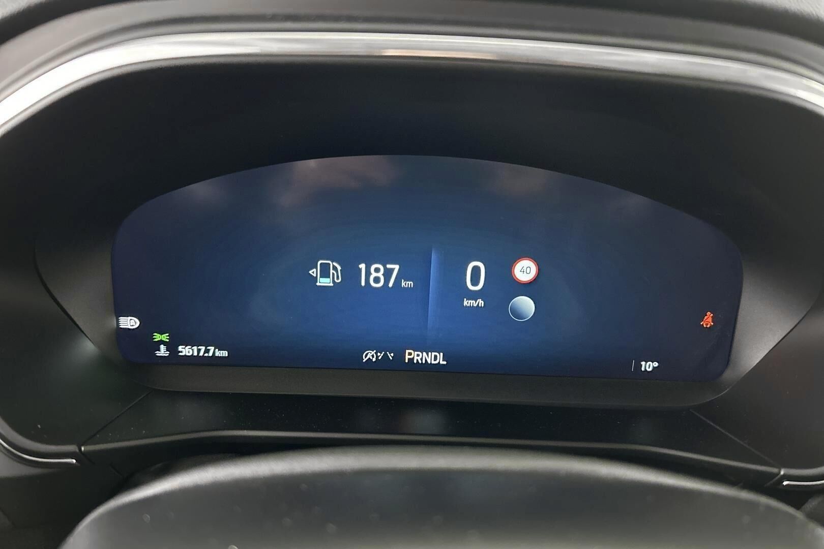 Ford Focus iso kuva 11