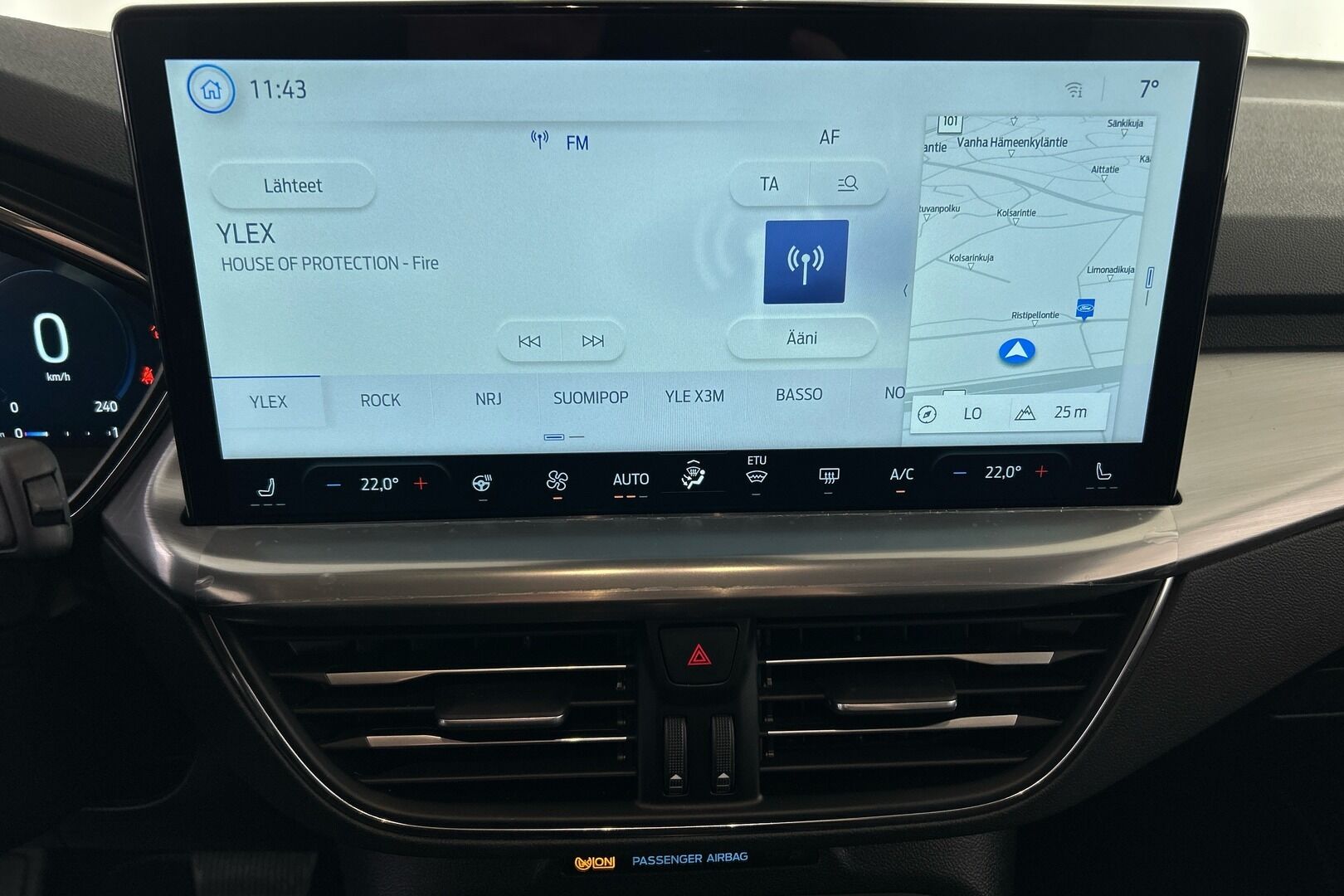 Ford Focus iso kuva 4