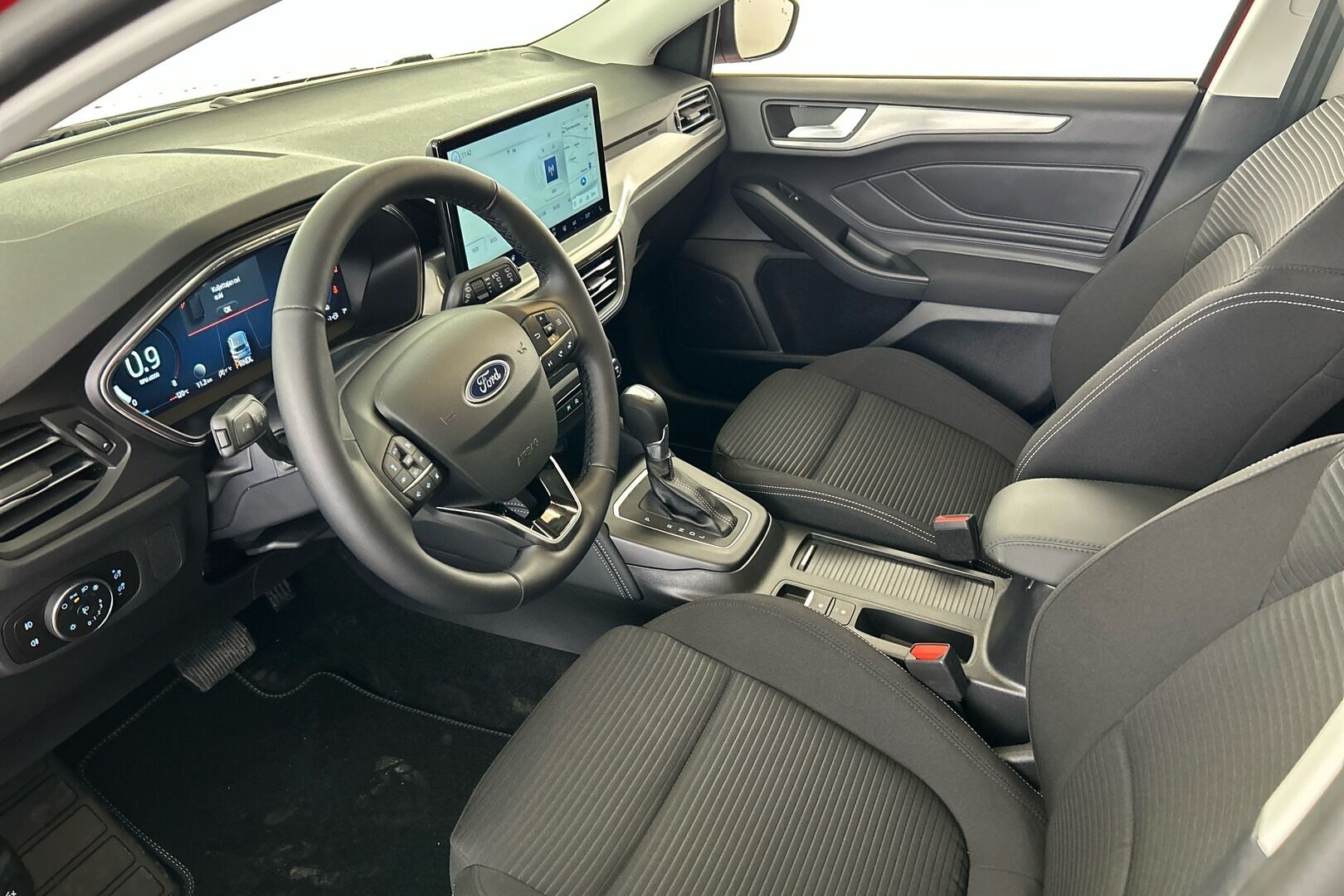 Ford Focus iso kuva 10