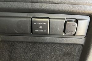 Mazda CX-80 esikatselu 24