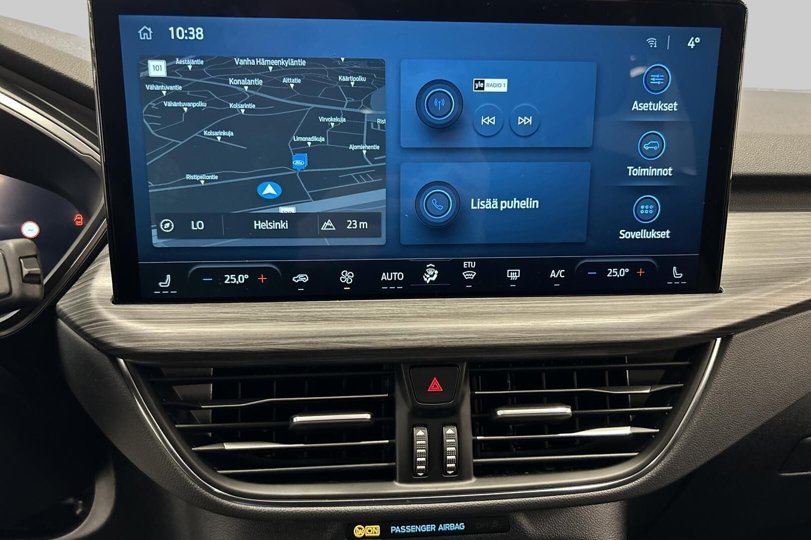 Ford Kuga iso kuva 11