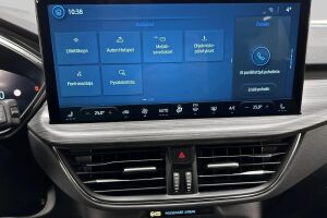 Ford Kuga esikatselu 13