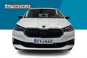 Skoda Fabia esikatselu 1