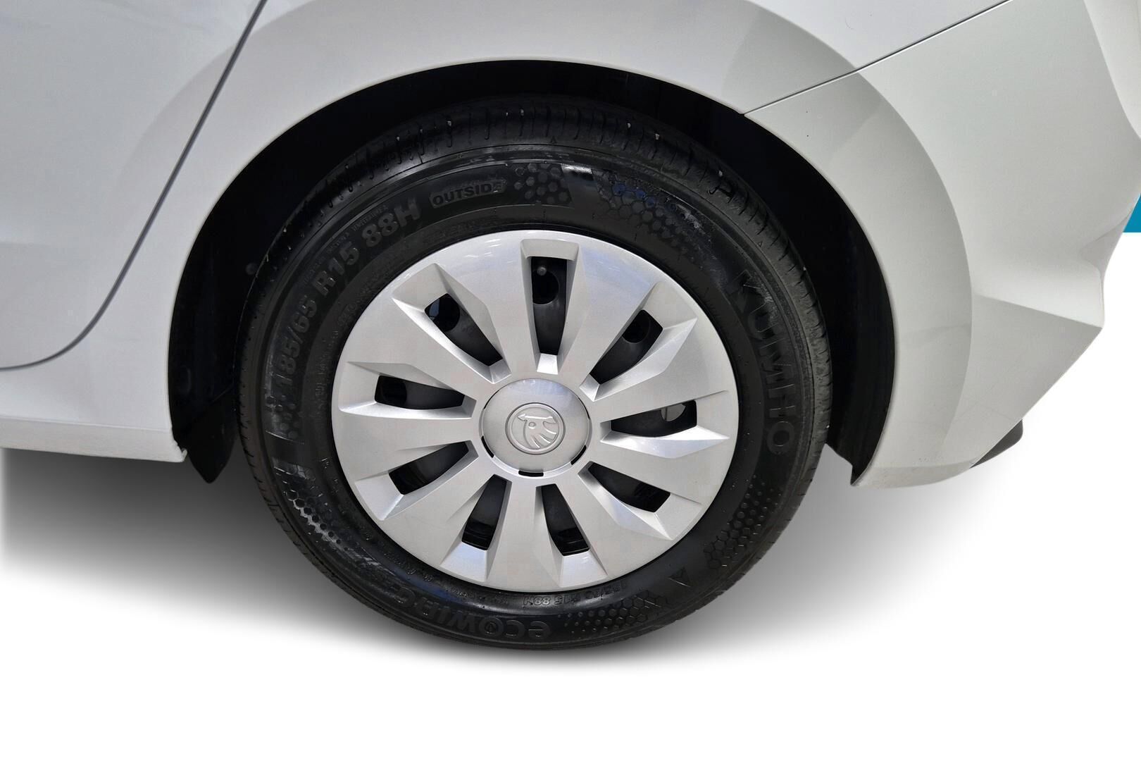 Skoda Fabia iso kuva 13