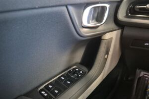 Polestar 2 esikatselu 15