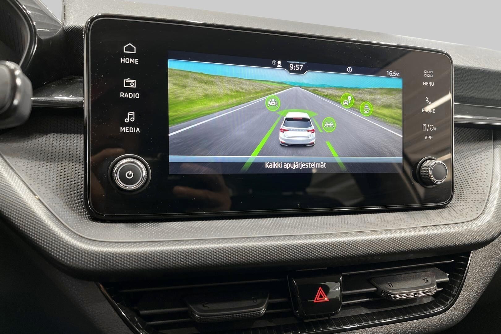 Skoda Fabia iso kuva 19