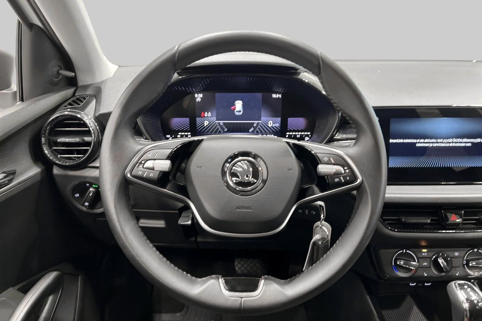 Skoda Fabia iso kuva 29
