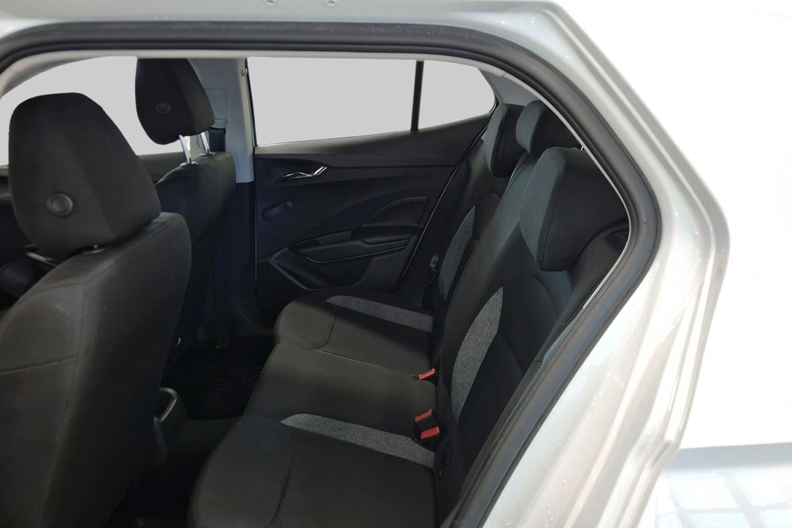 Skoda Fabia iso kuva 10