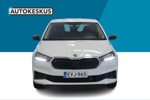 Skoda Fabia esikatselu 2