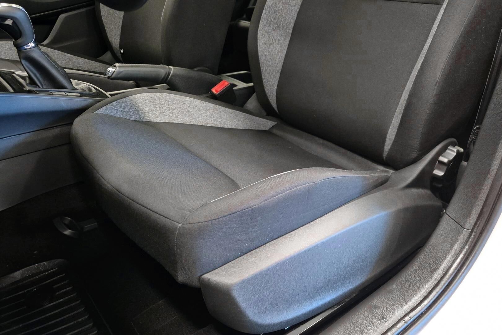 Skoda Fabia iso kuva 22